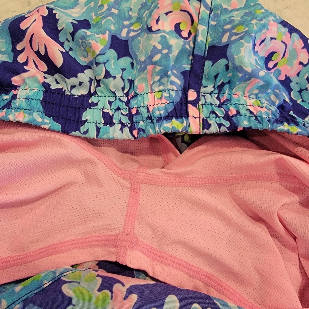 Lilly Pulitzer Pink and Blue Athletic Luxletic Shorts Vibrant Design Size Small - Picture 13 of 14